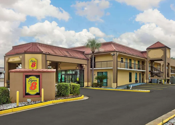 Super 8 By Wyndham Mobile/Tillmans Corner